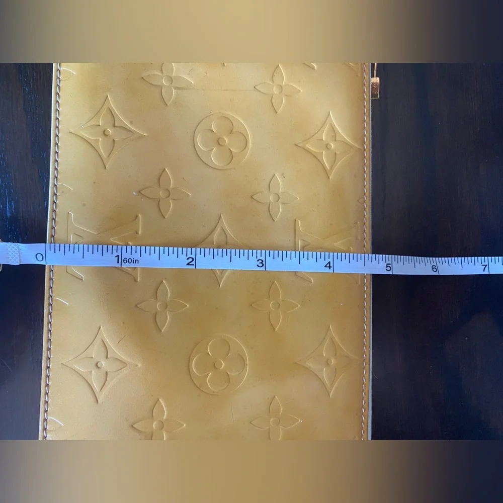 LOUIS VUITTON MONOGRAM VERNIS POCHETTE - Picture 16 of 16